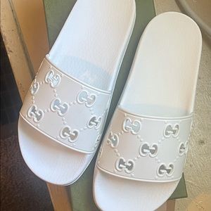 Gucci Women’s slides
